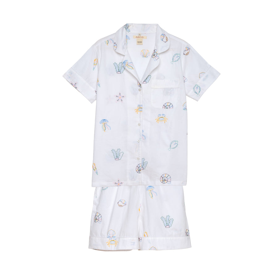 Pijama corto bordado conchas